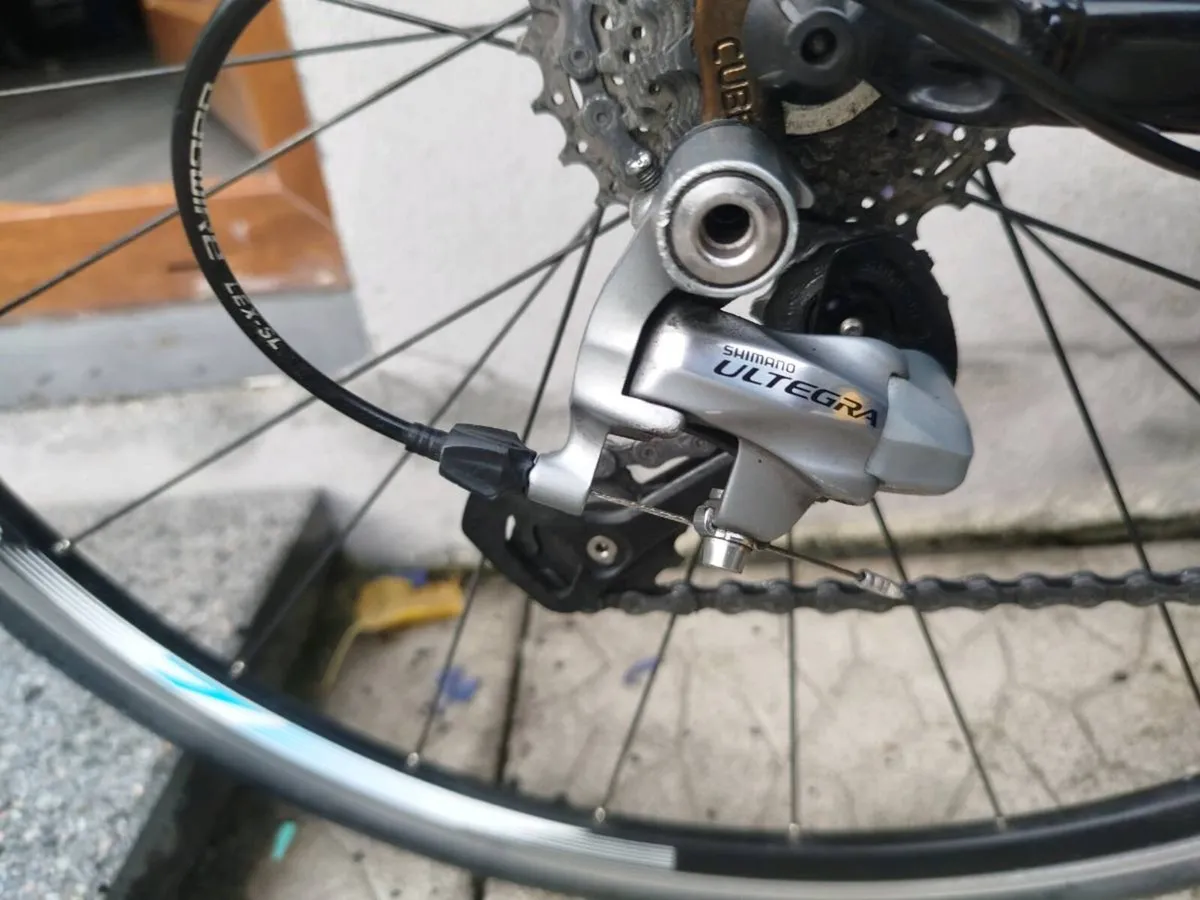 Cube road bike ultegra 58cm - Image 2