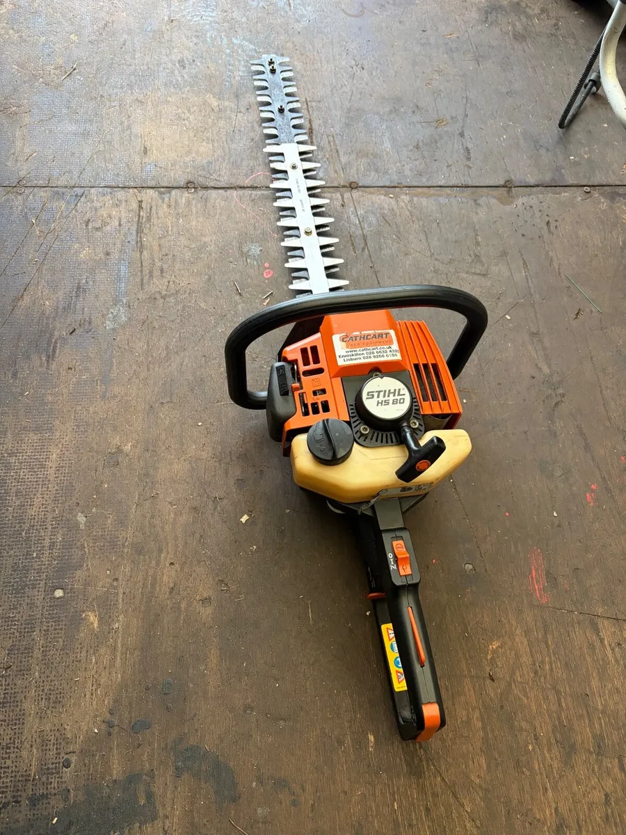 Genuine STIHL HS 80 Petrol Hedge Cutter - Image 2