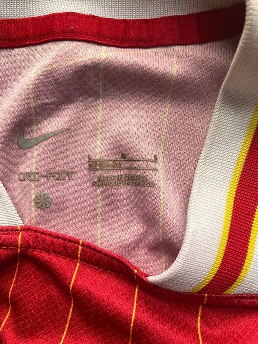 Child's Liverpool jersey - Image 2