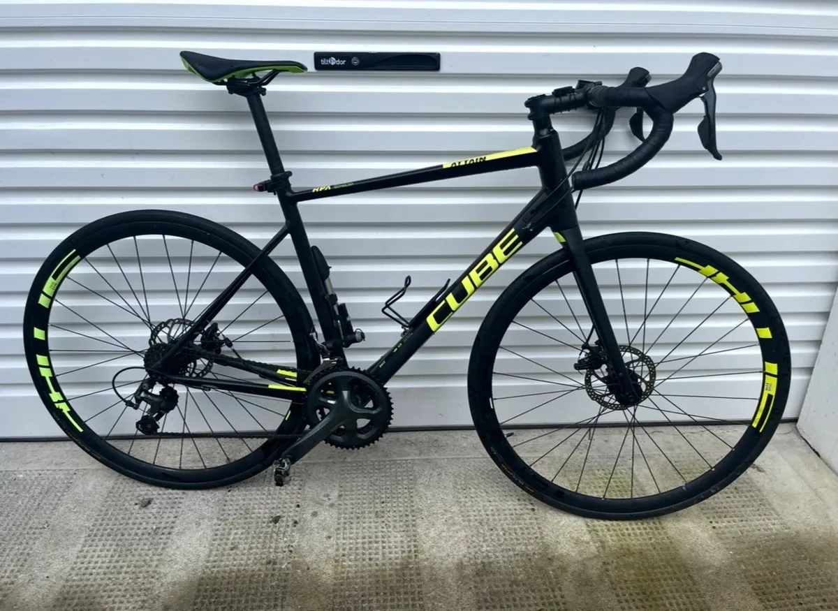 Cube Attain Bicycle - Image 2