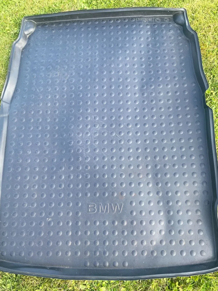 BMW 5 series boot liner - Image 1