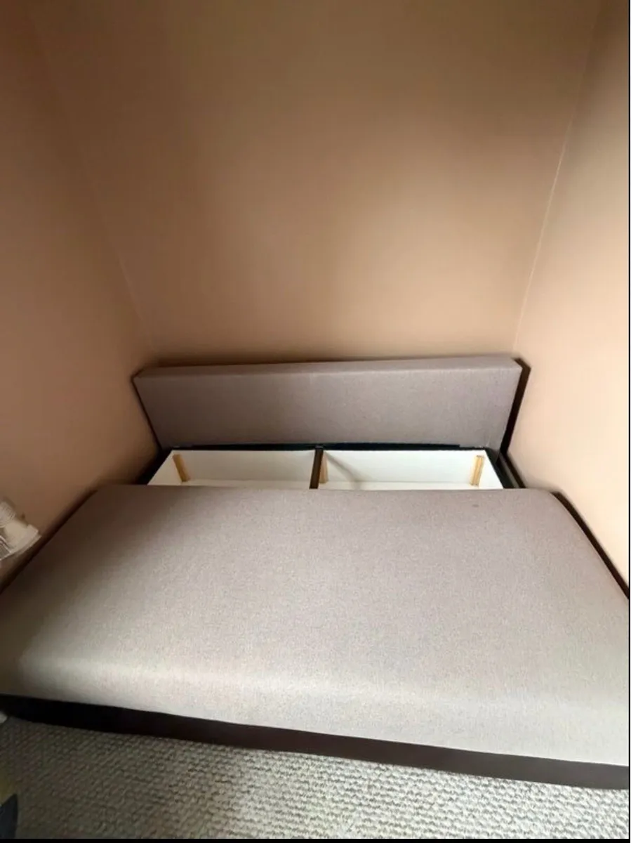 Sofa bed - Image 2