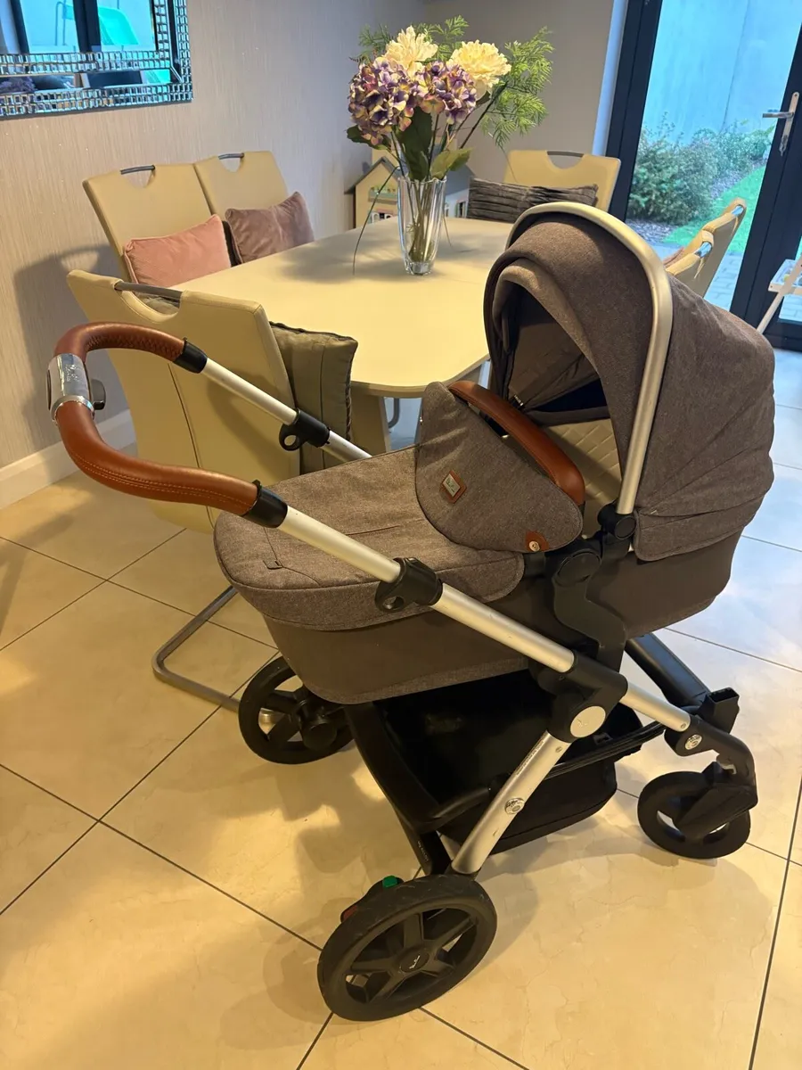 Silver cross wave travel system - Image 1