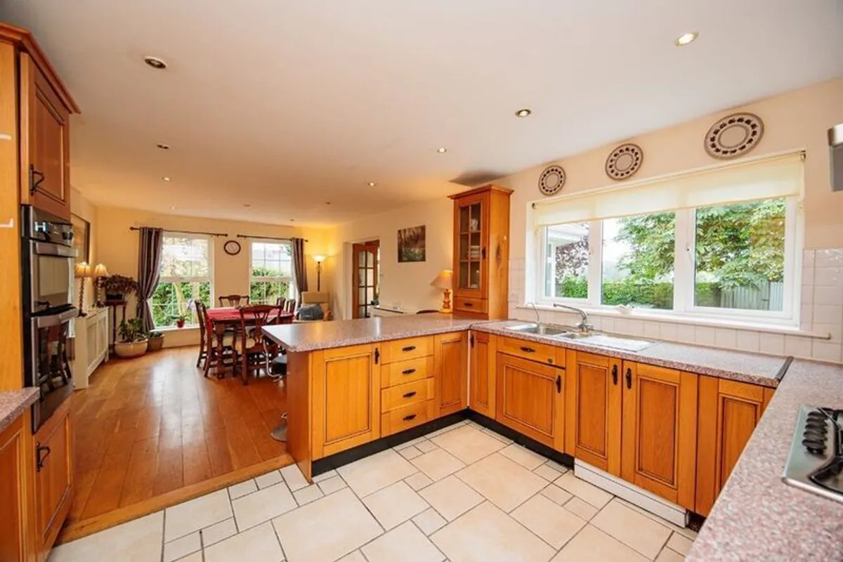 Oak kitchen and utility for sale - Image 4