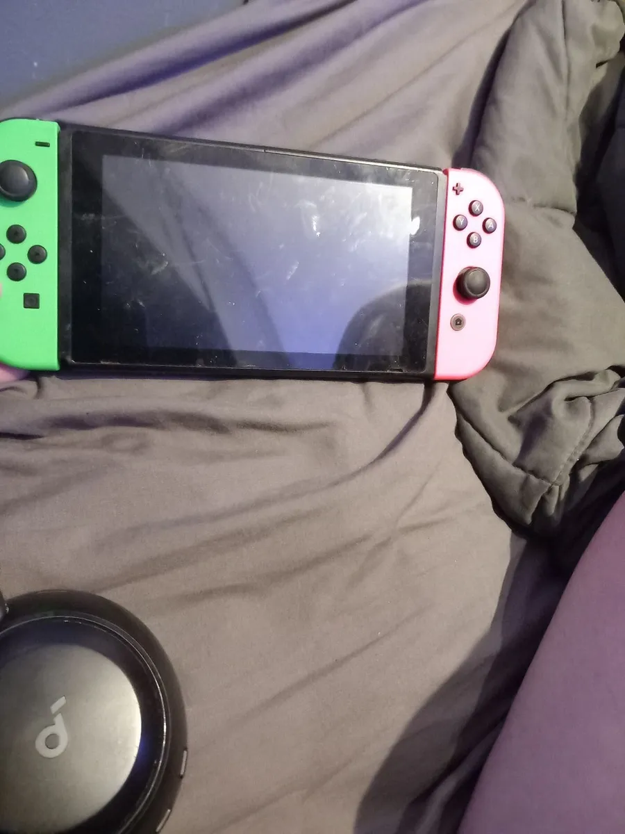 Nintendo switch - Image 2