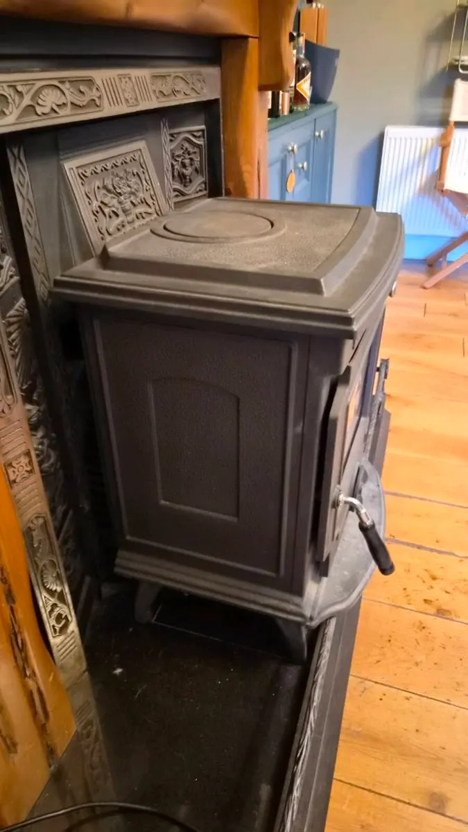 Wood burning stove - Image 3