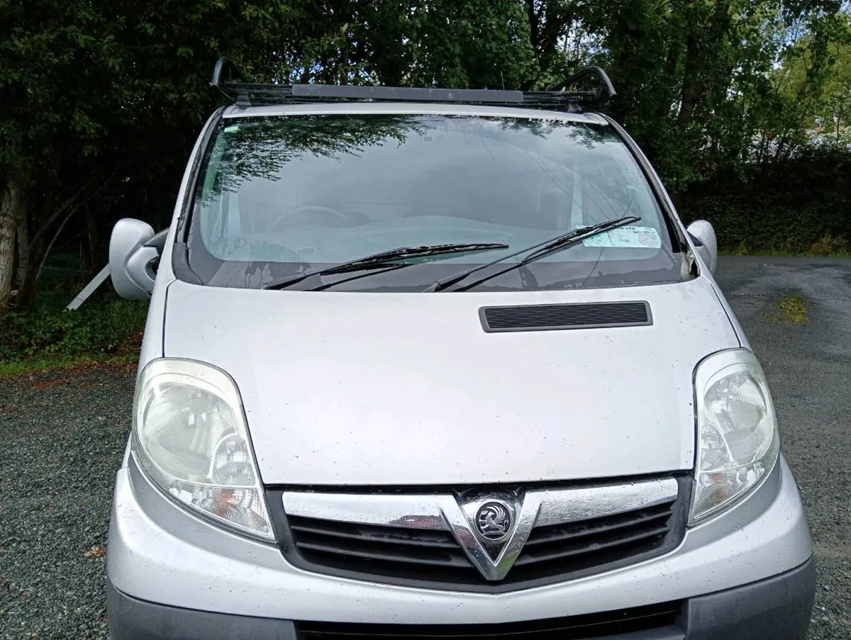 Vauxhall vívaro 141 taxed and tested - Image 2
