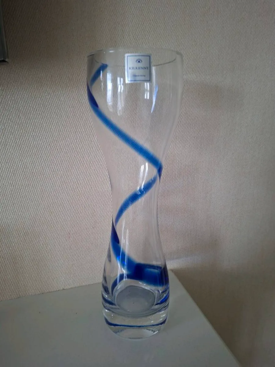 NWT Kilkenny Colbolt Vase 32cm Tall - Image 1