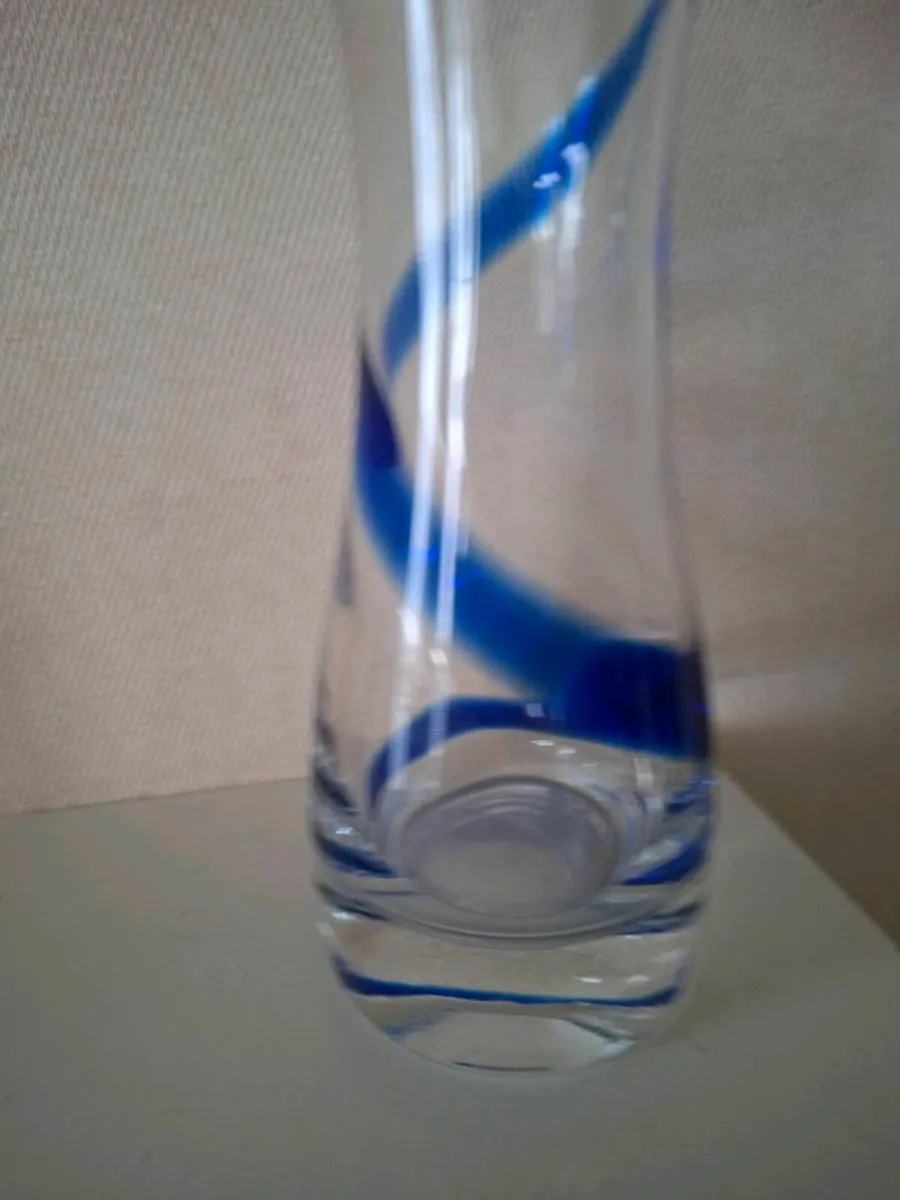 NWT Kilkenny Colbolt Vase 32cm Tall - Image 3