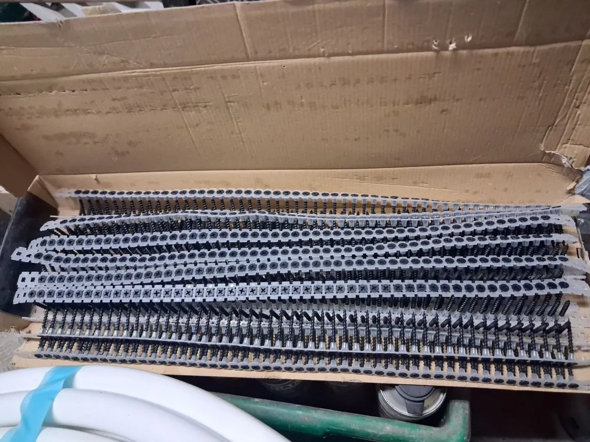 Dry wall screws - Image 2