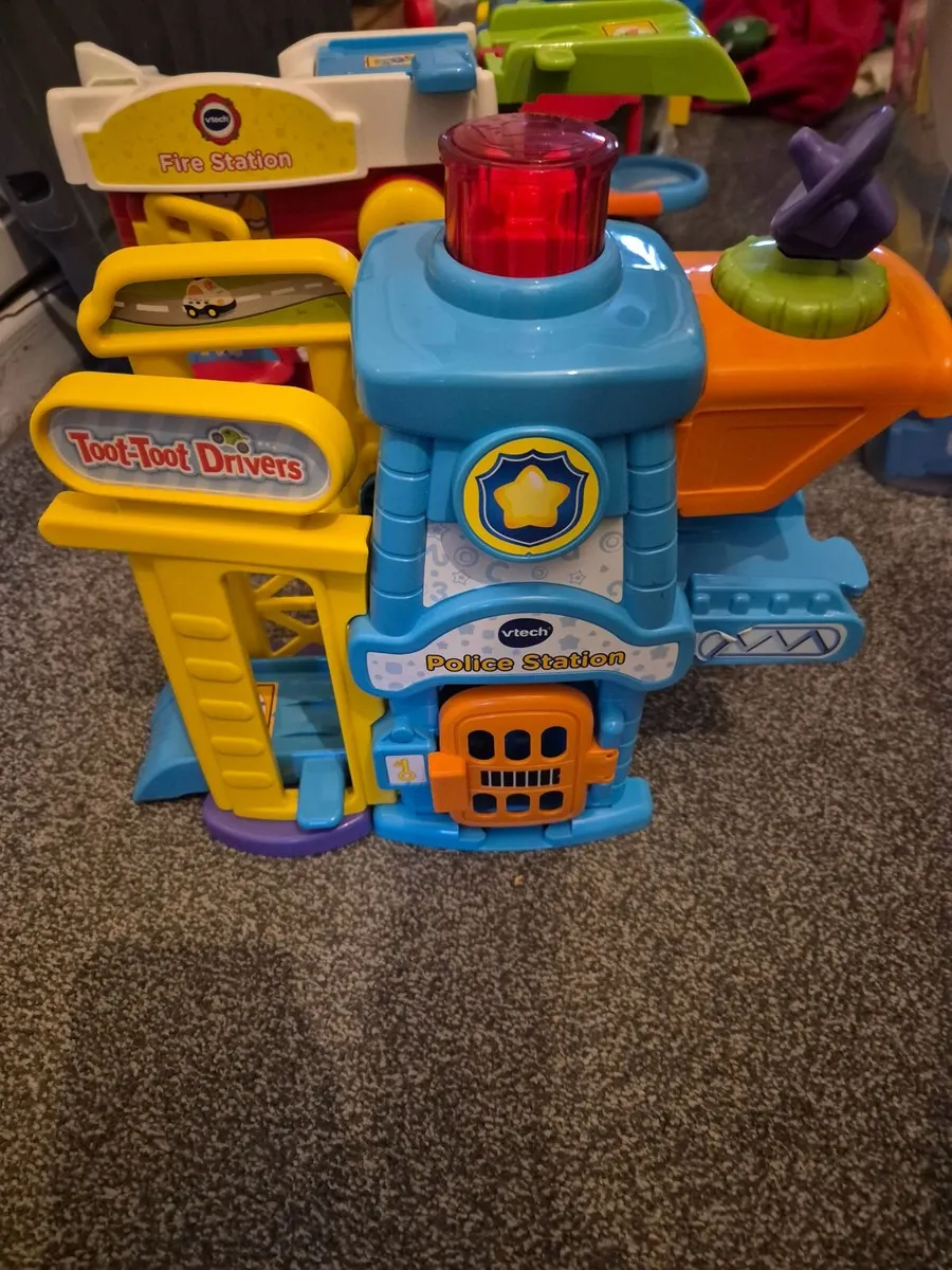 Toys - Image 2
