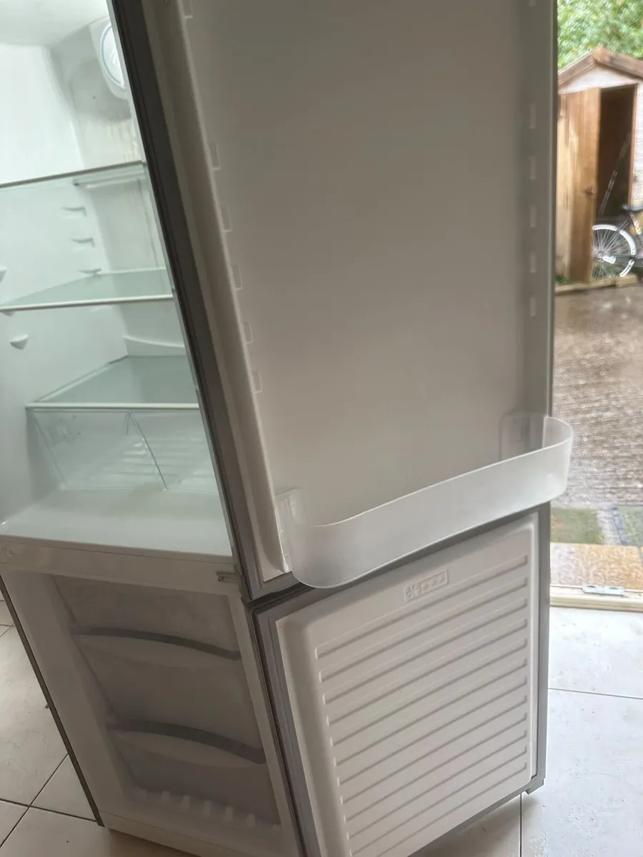 Fridge - Image 2