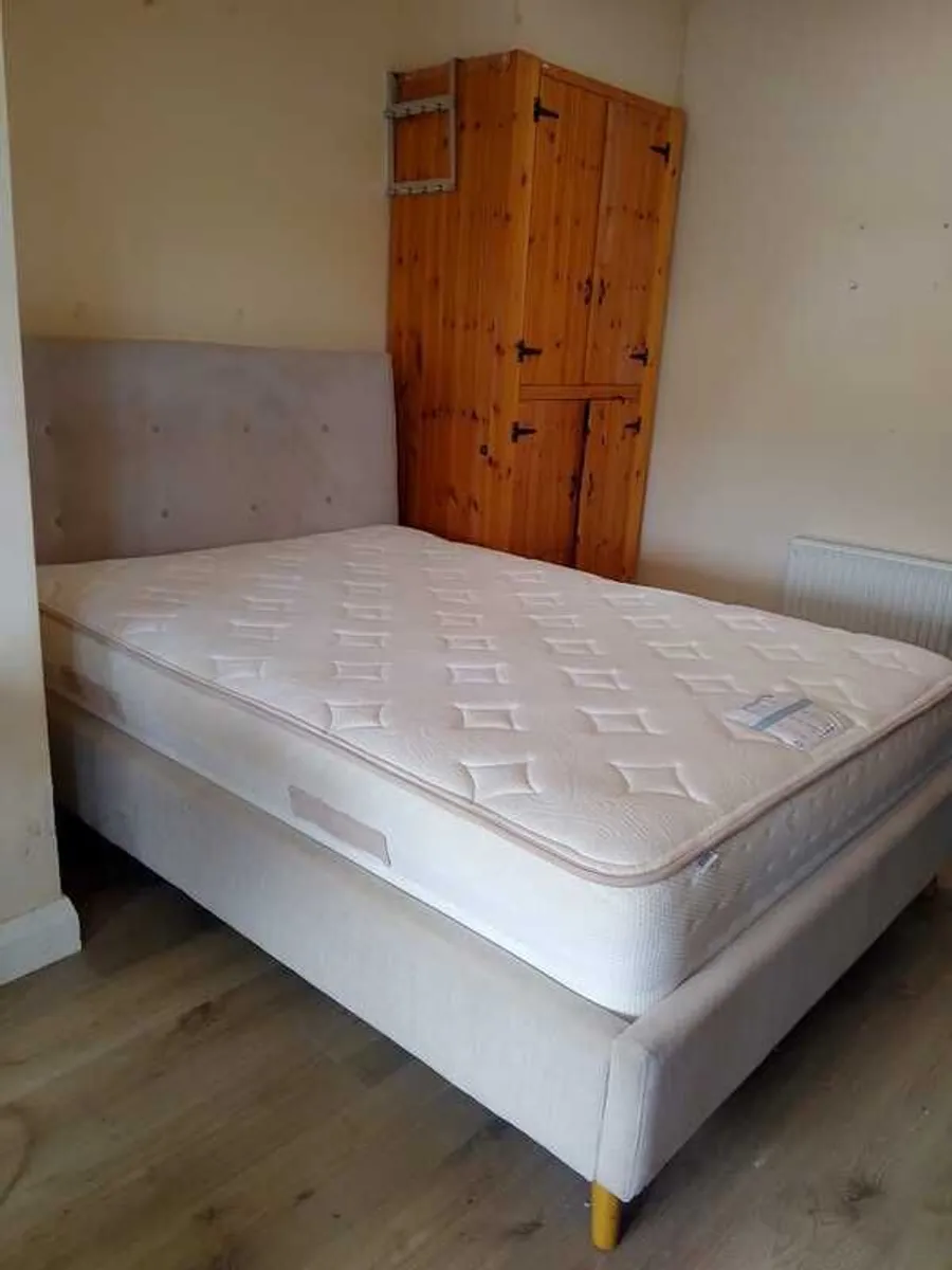 Double bed with Respa Ardmore 1200 mattress - Image 1
