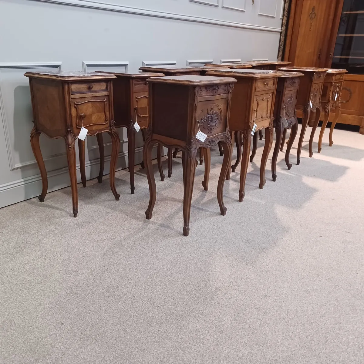 Bedside tables Louis XV- solid walnut - Image 3