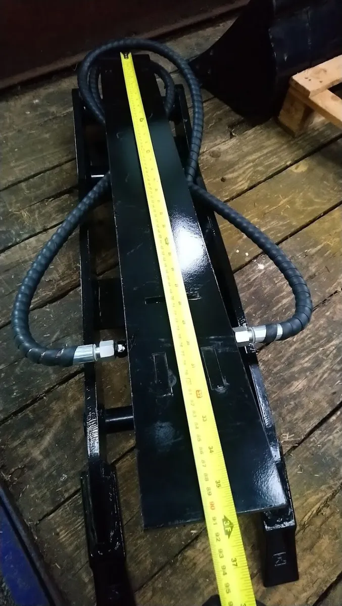 3 TON MINI DIGGER HYDRAULIC THUMB - Image 4