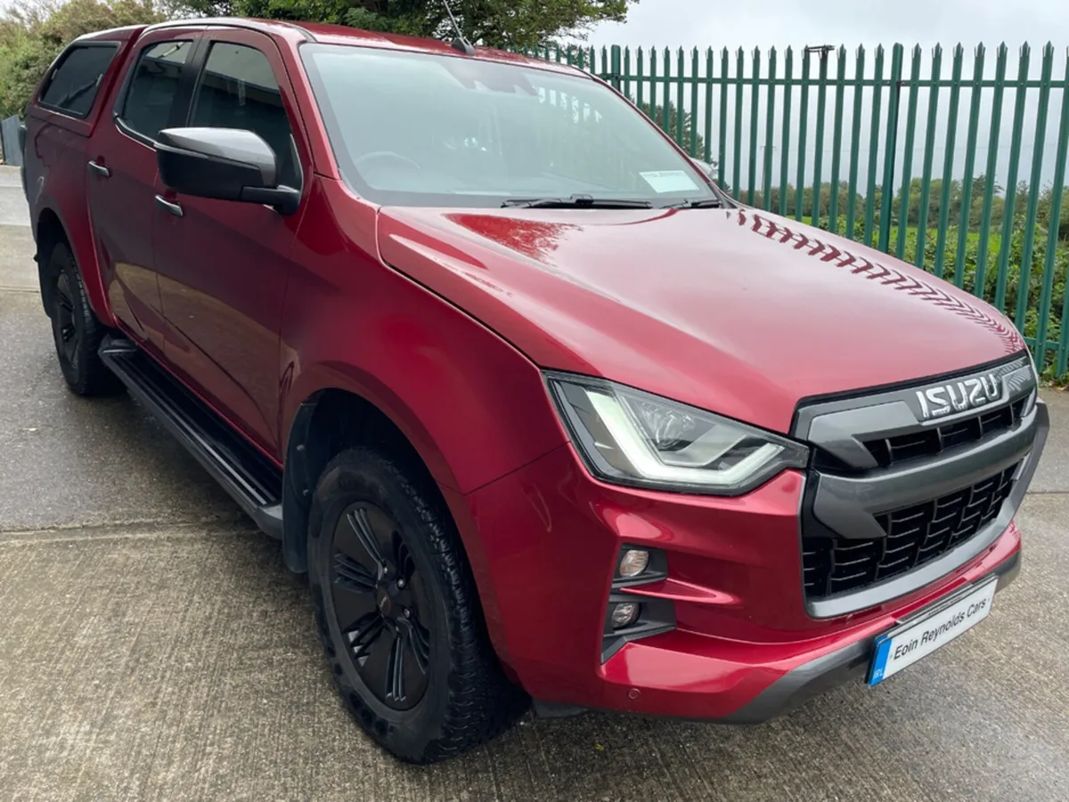 Isuzu D-Max 212 V-CROSS AUTO DCB HIGH SPEC! 1 OWNE - Image 3