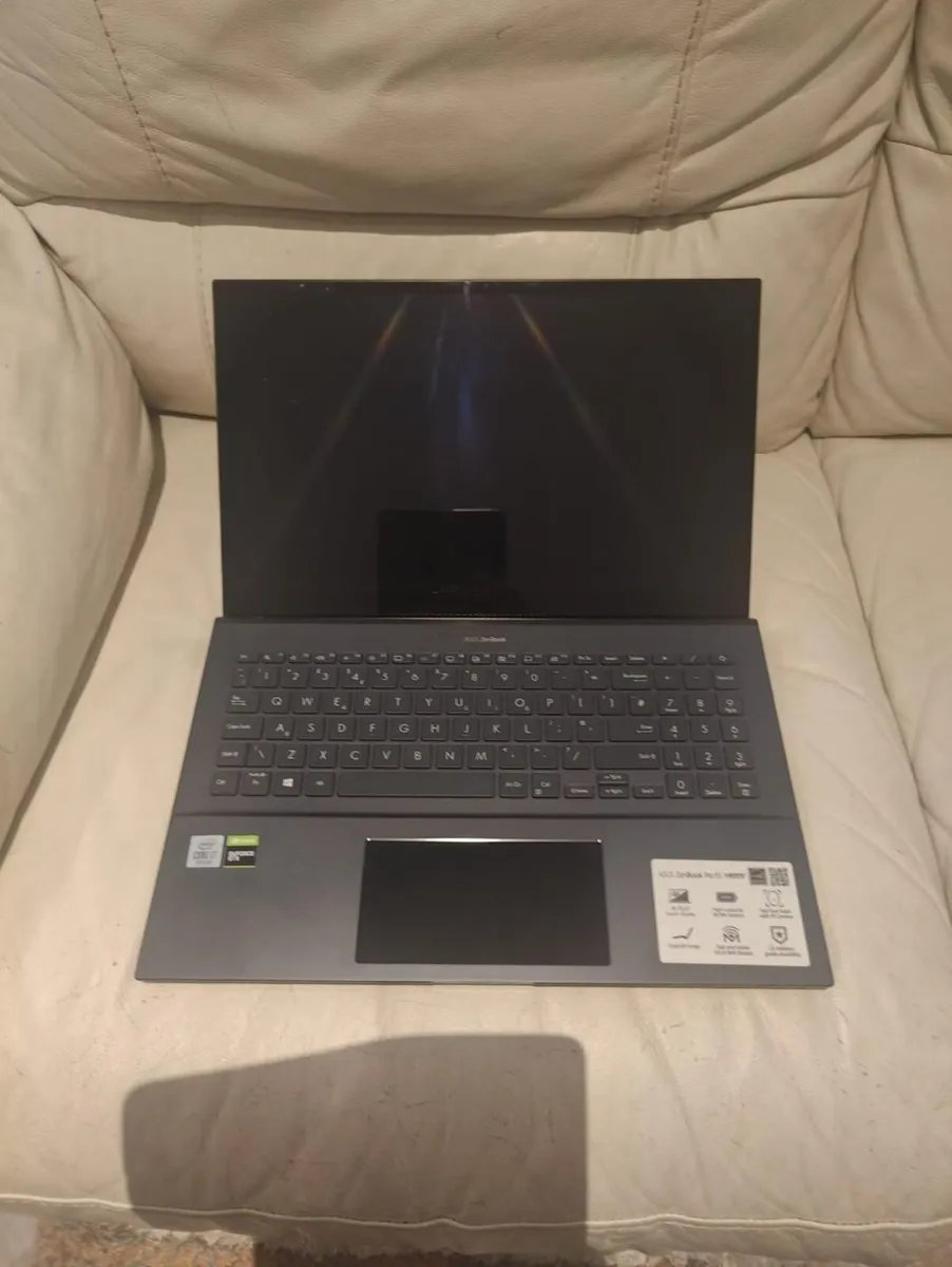 ASUS Zenbook Pro 15 GAMING 4K OLED Touch i7 16GB - Image 3