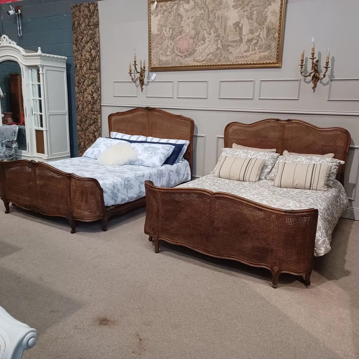 King size and double rattan bed - Image 1