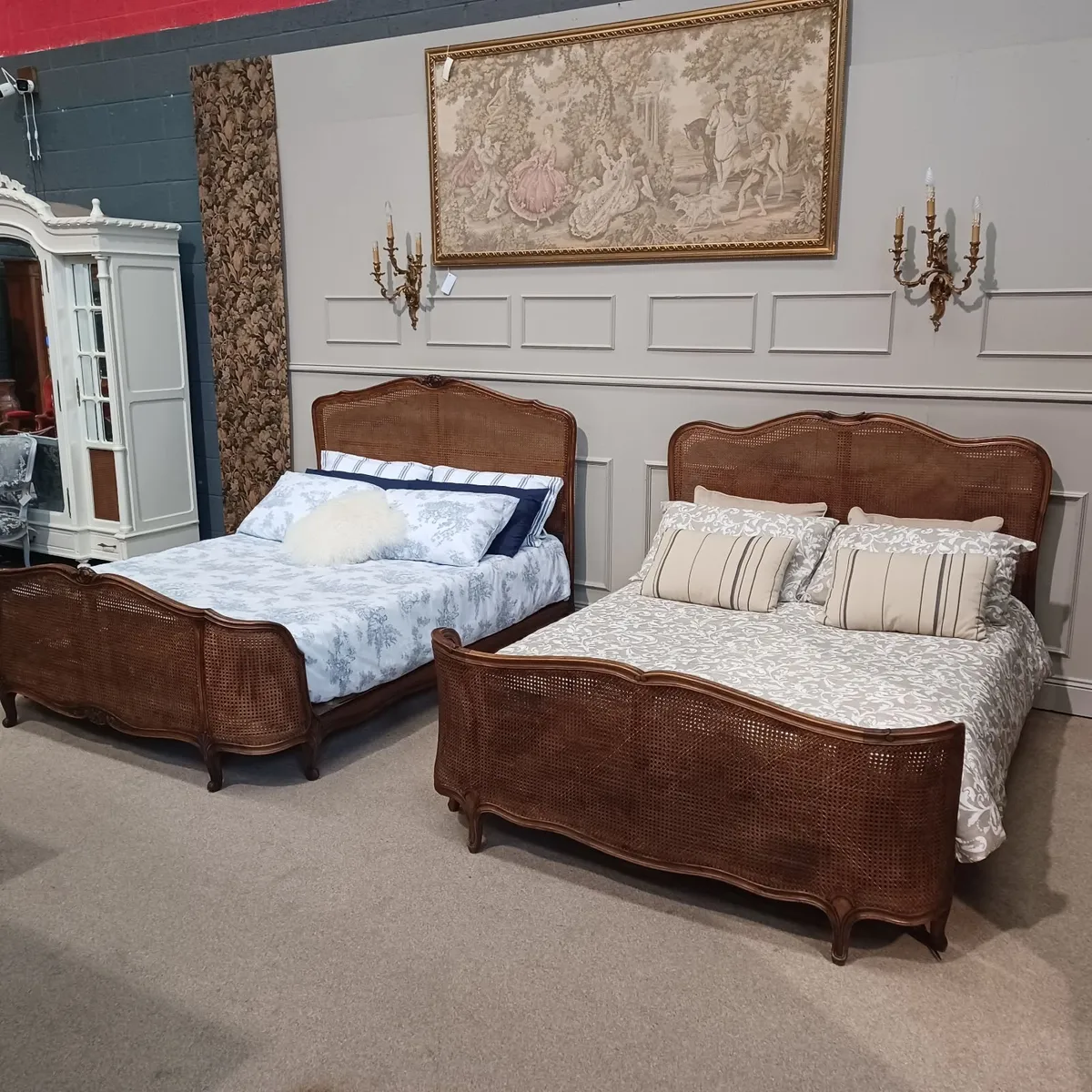 King size and double rattan bed - Image 2
