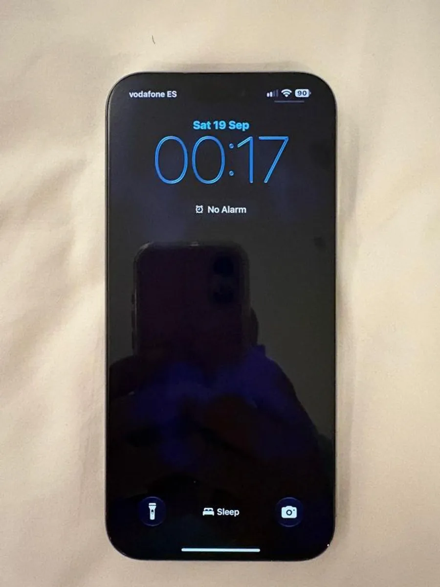 Iphone  16 pro max 512GB - Image 1