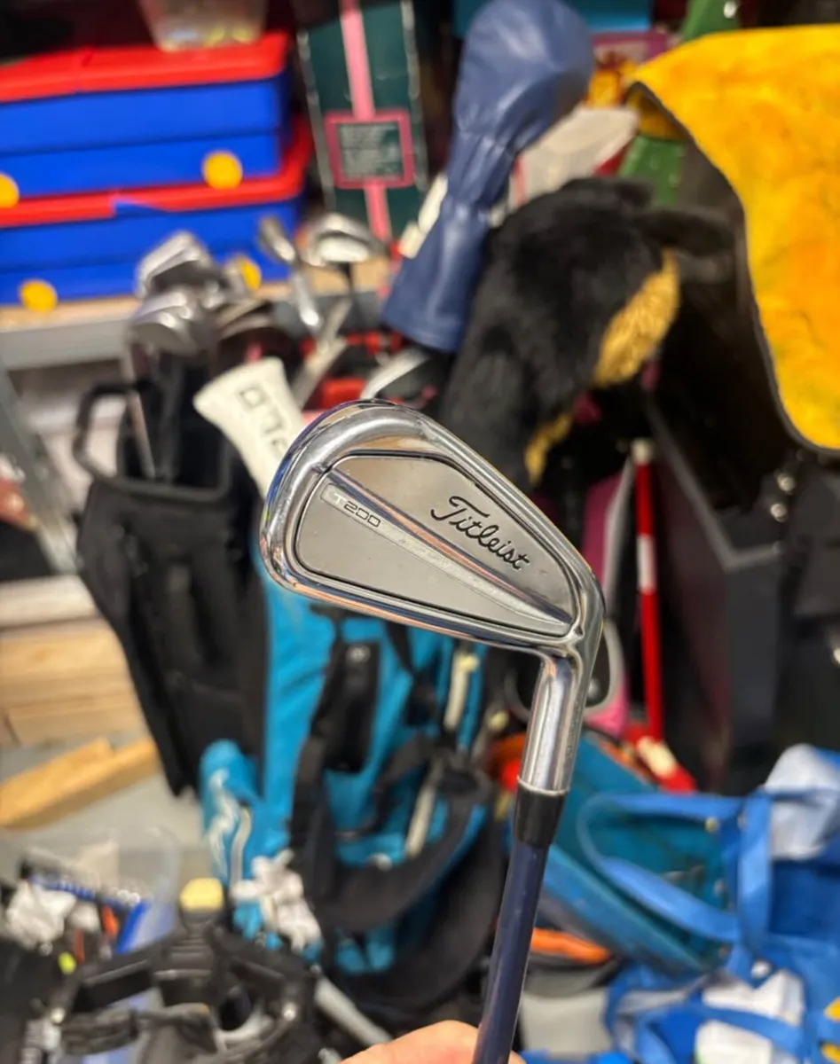 Titleist T200 3 Iron Velocore Shaft - Image 1