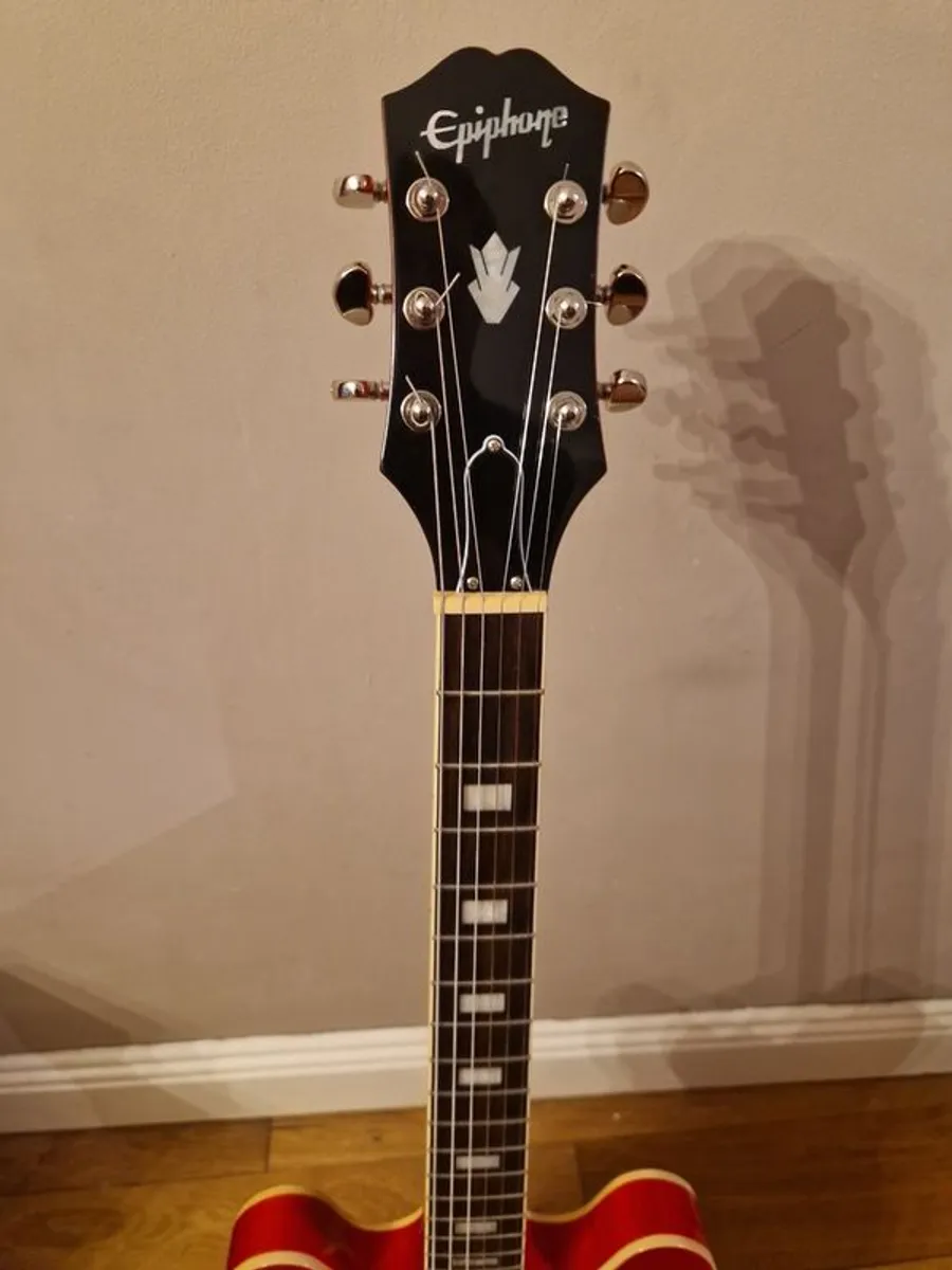 Epiphone Marty Schwartz Guitar Sixties Cherry Mint Condition for sale - Image 3