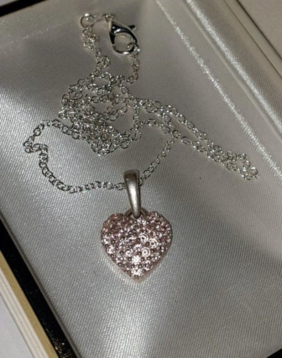 Vintage Irish Hallmarked Silver Pendant/Chain - Image 3