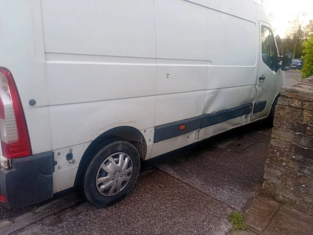 Renault master.very low mileage - Image 4