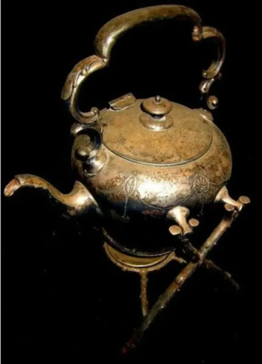Antique Victorian Silver Spirit Kettle/Twig Stand - Image 1