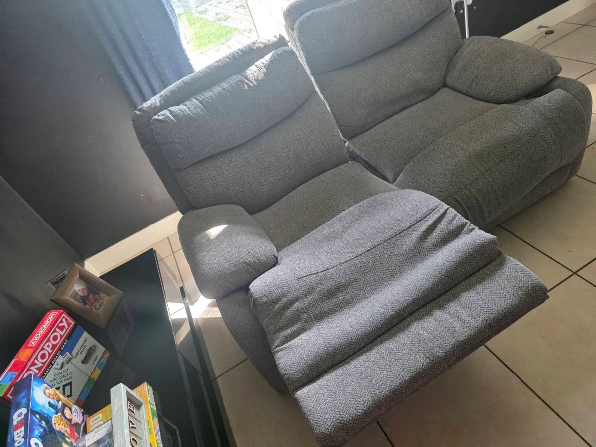 2 seater recliner sofa + recliner armchair - Image 3