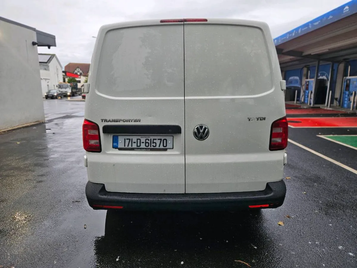 Volkswagen Transporter 2017 - Image 4