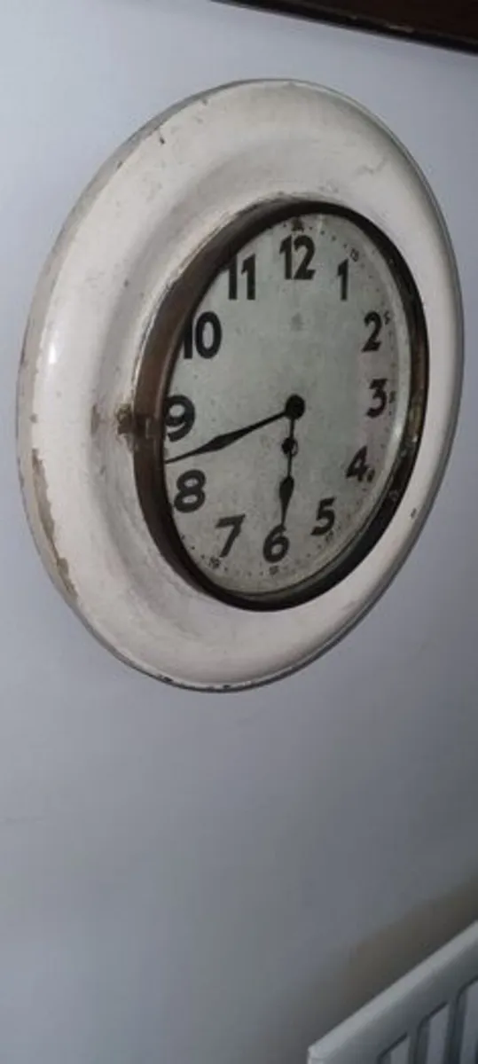 Vintage Junghans wall clock - Image 4