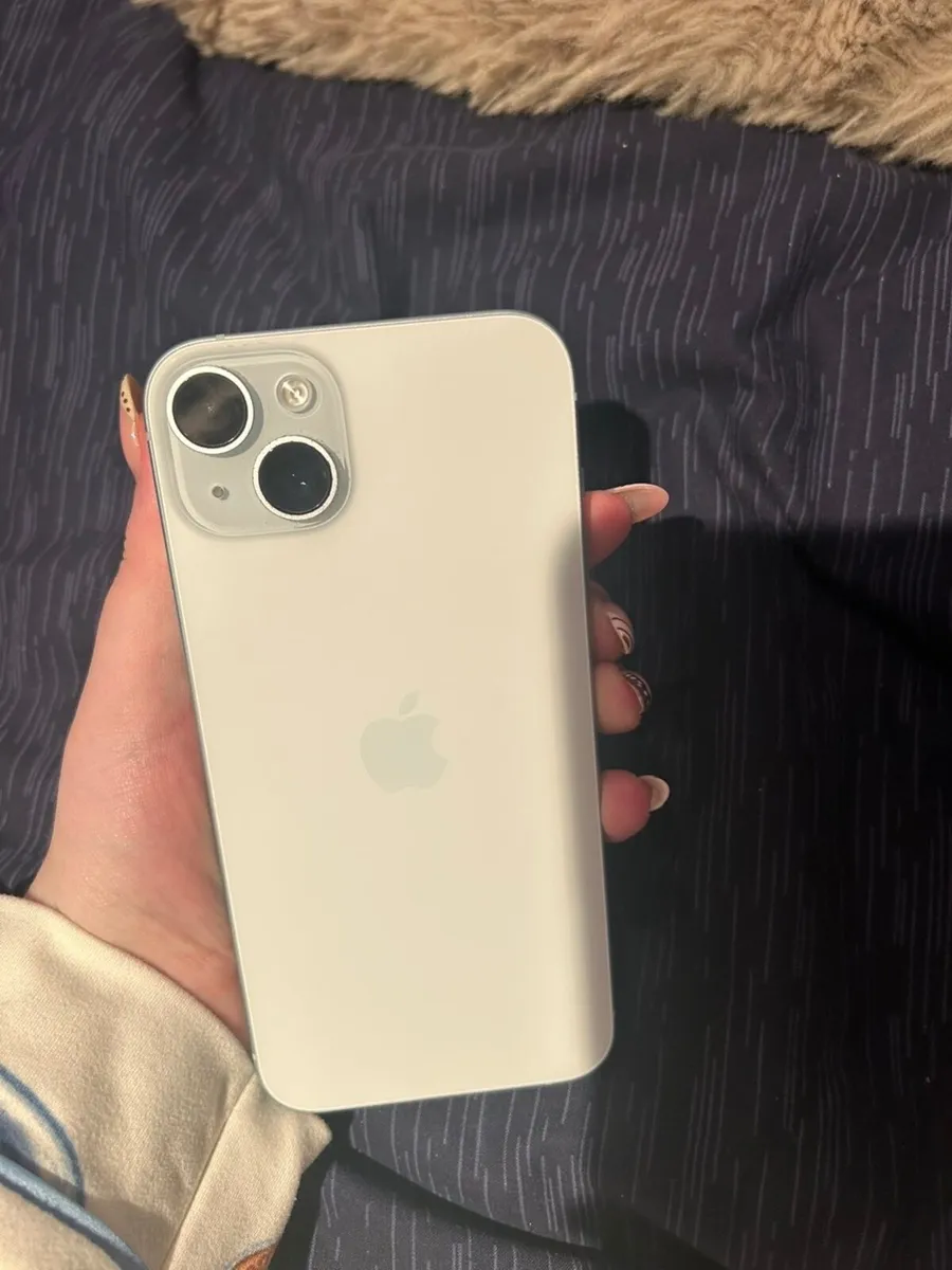 iPhone 15 plus - Image 3