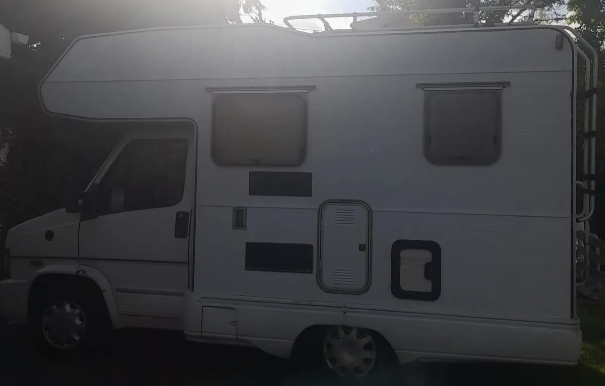 Camper - Image 3