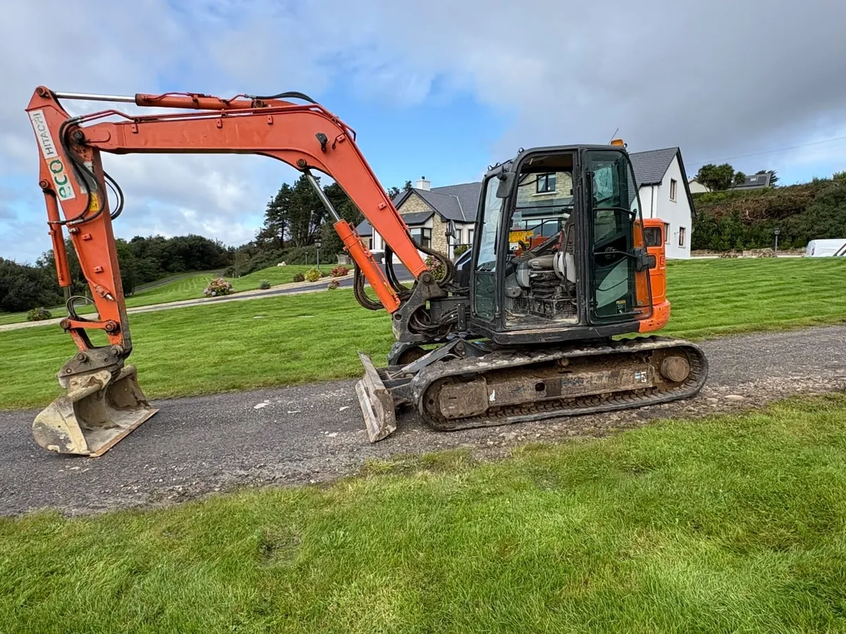 2016 Hitachi 85USB-5 - Image 3