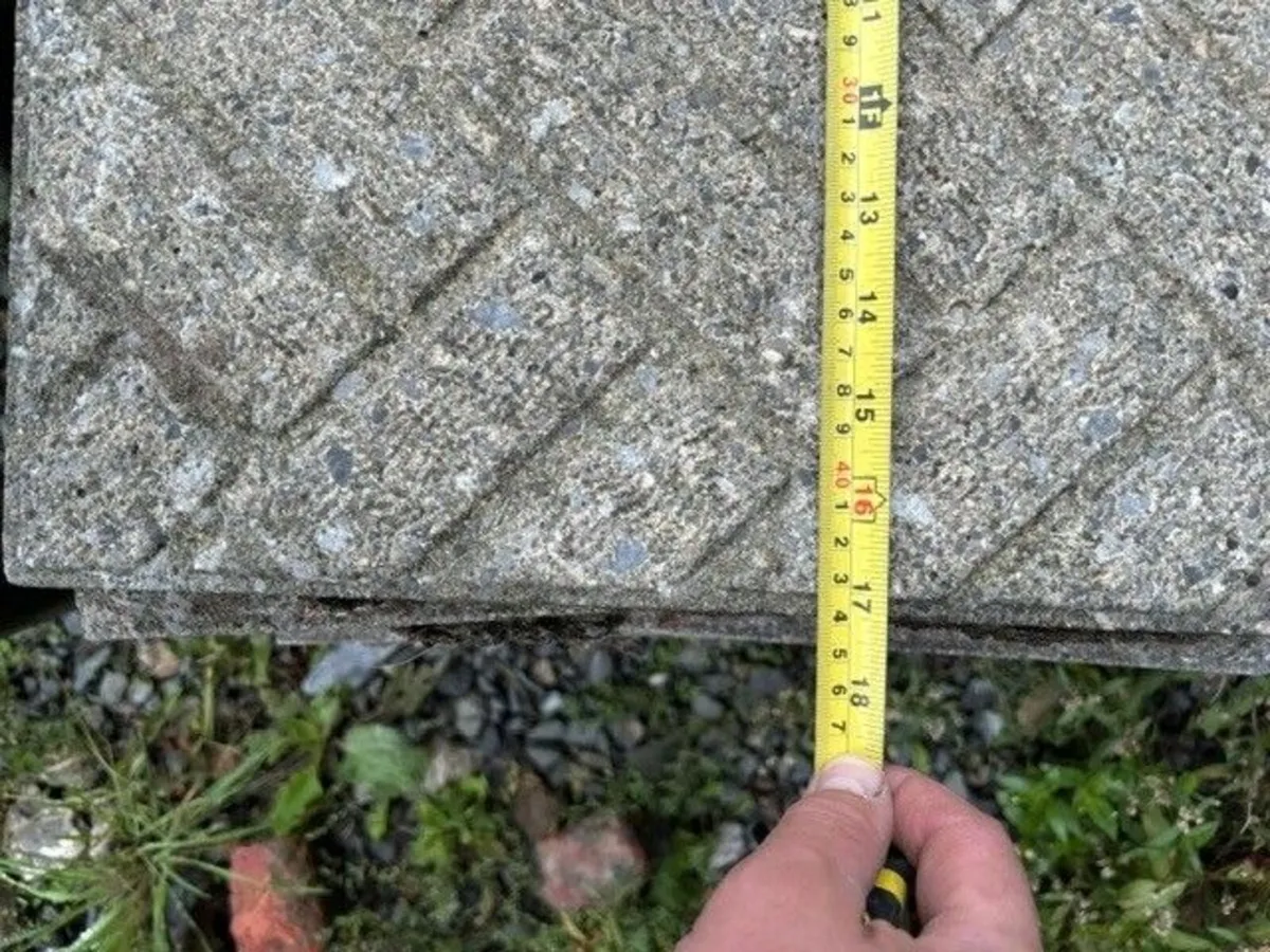 17 inch (45 cm) Concrete slabs + windows - Image 2