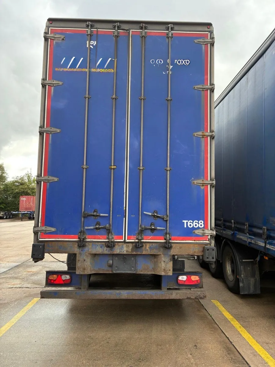 10x 2015 4.65m Curtainside trailers - Image 3