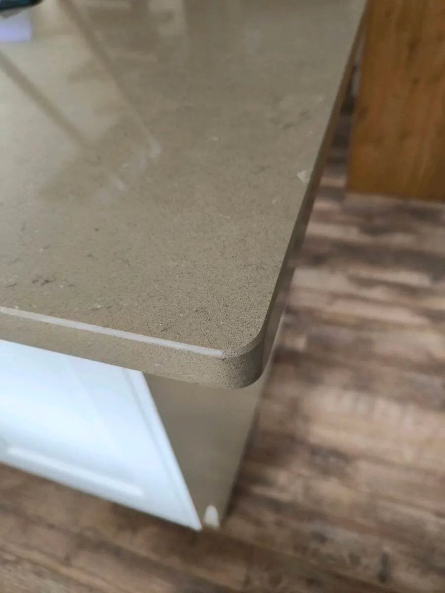 Quartz top or fire hearth - Image 2