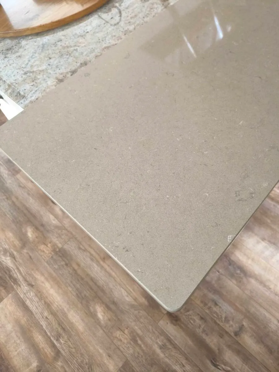 Quartz top or fire hearth - Image 3