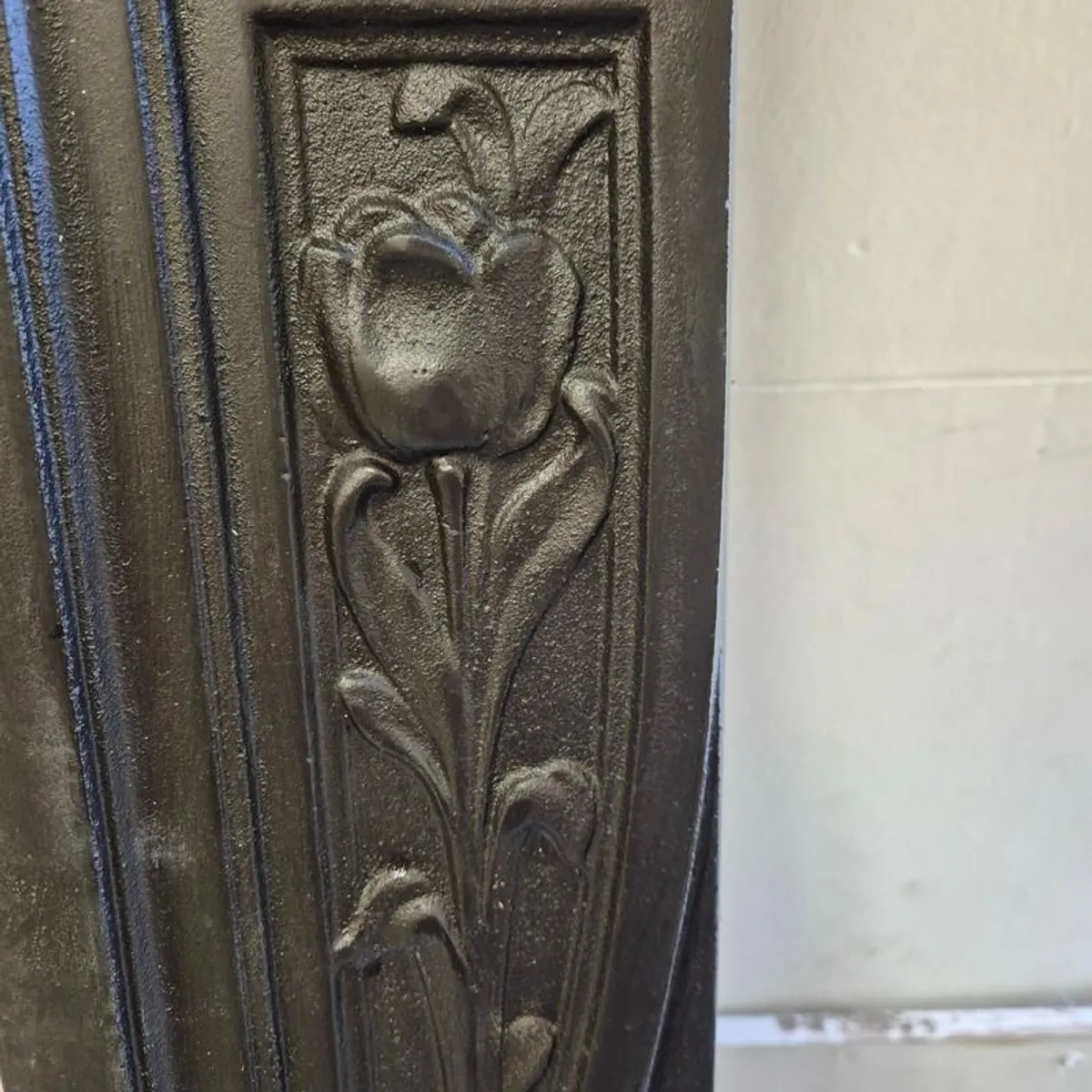 Cast iron fireplace - Image 4