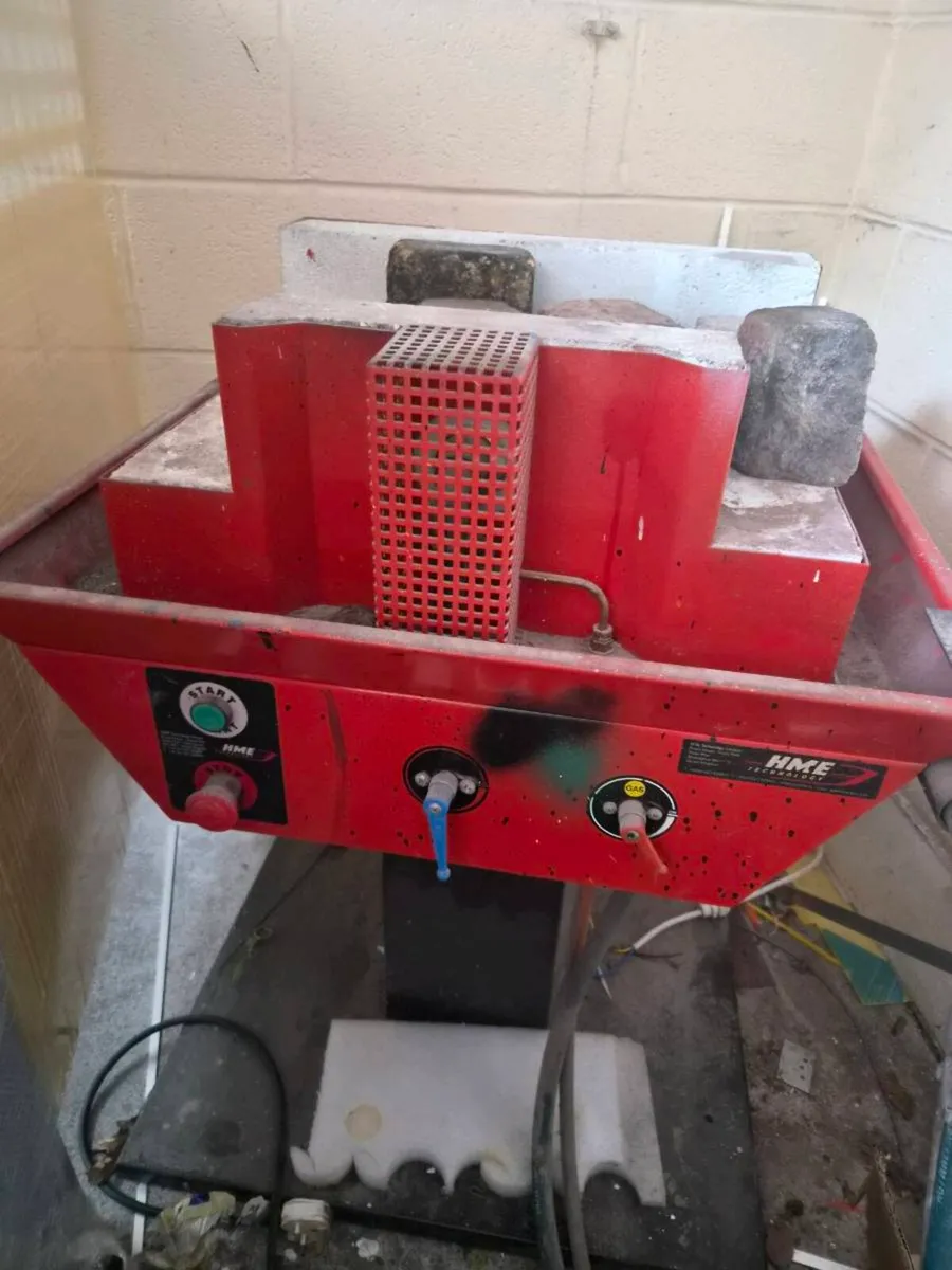 Brassing and oven - Image 1