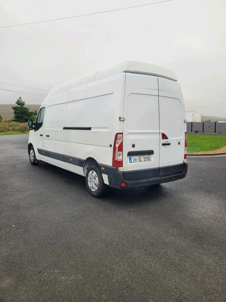 2024 renault master lwb high roof - Image 3