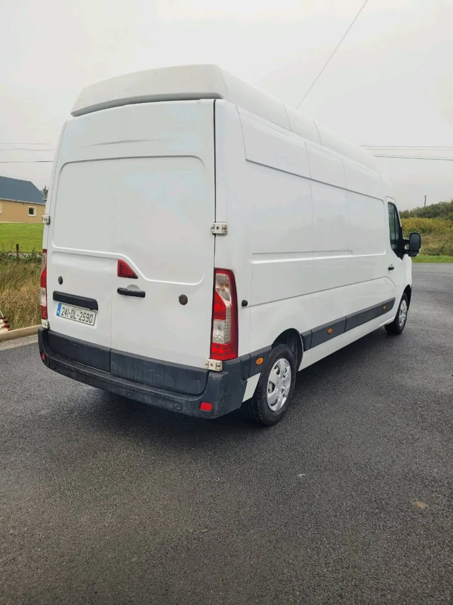 2024 renault master lwb high roof - Image 4