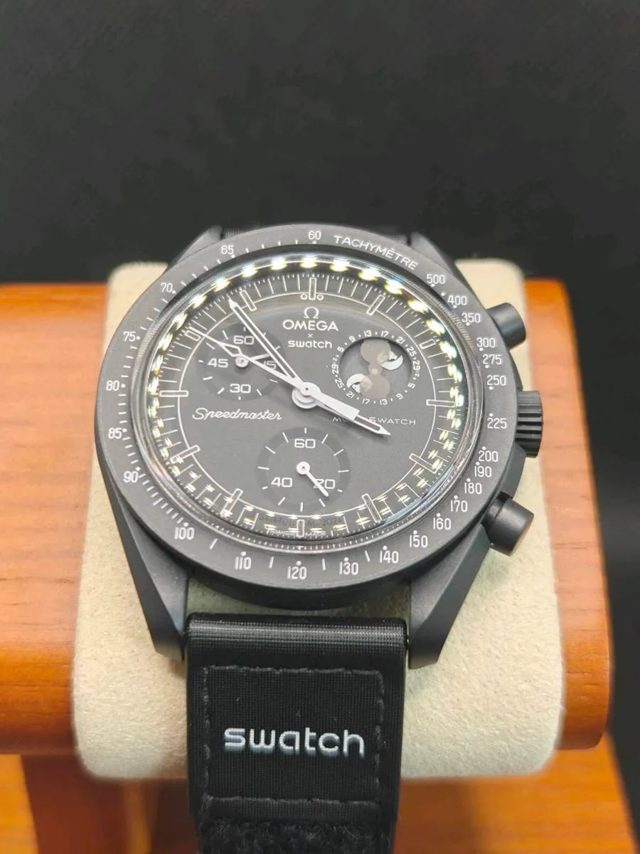 Swatch X Omega Moonswatch watch - Image 2