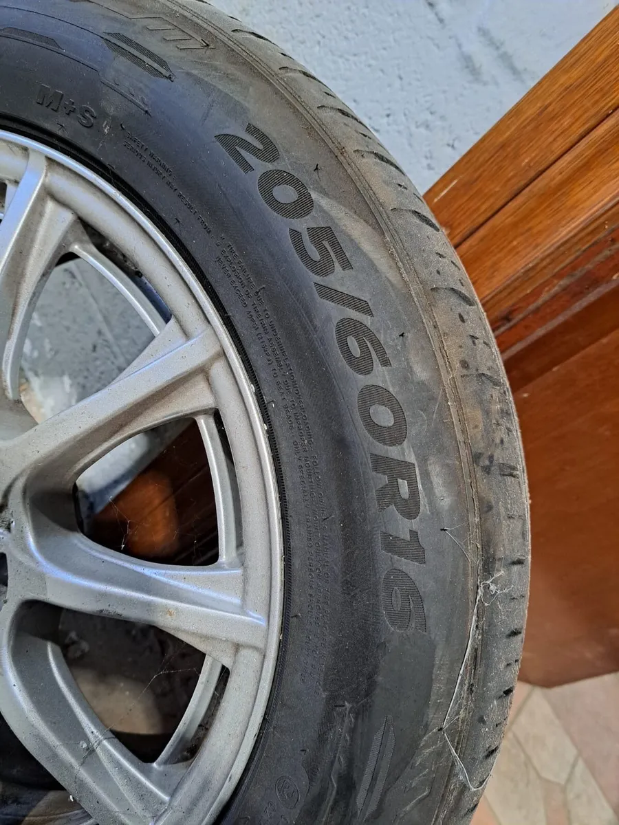 Mercedes Benz C Class Wheel rims and tyres - Image 3
