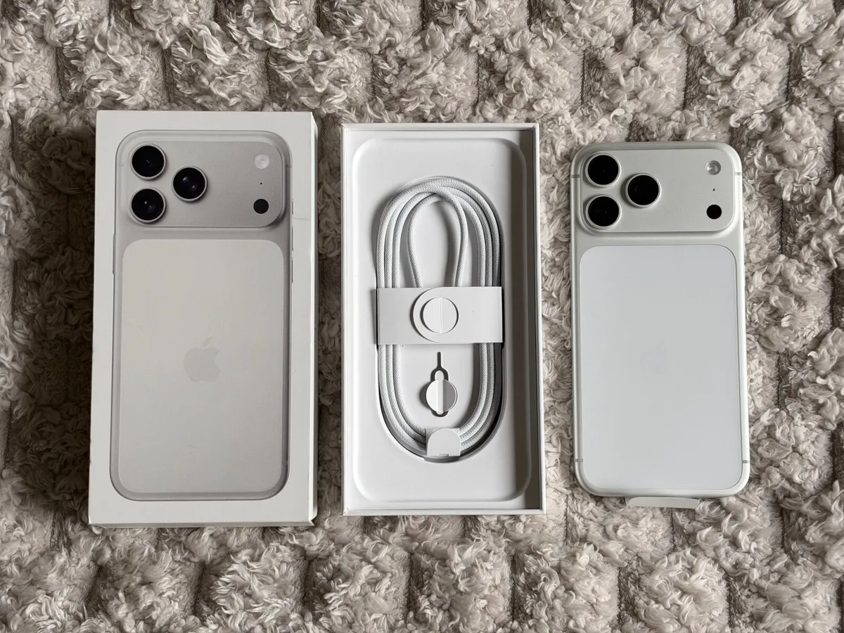 iPhone 17 Pro Max - Image 2