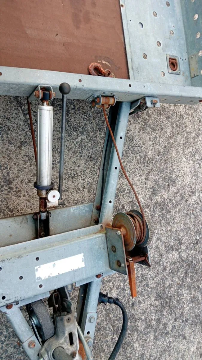 14ft tiltbed transporter - Image 4