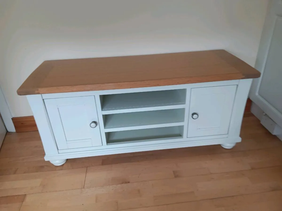 TV Stand - Image 1
