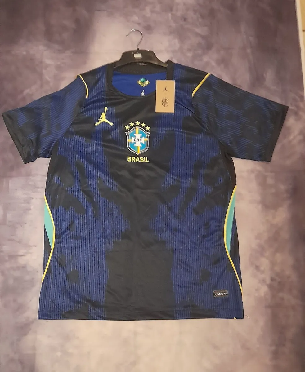 Brazil Nike x Jordan special jersey - Image 2