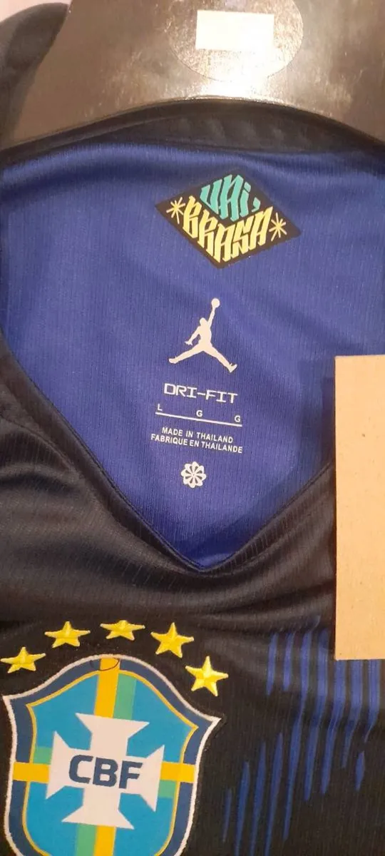 Brazil Nike x Jordan special jersey - Image 4